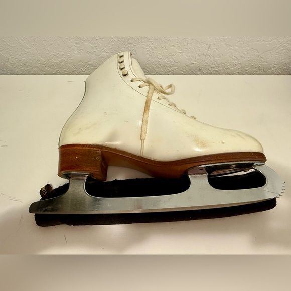 Riedel white Lace-Up Women's figure skates - Picture 8 of 14